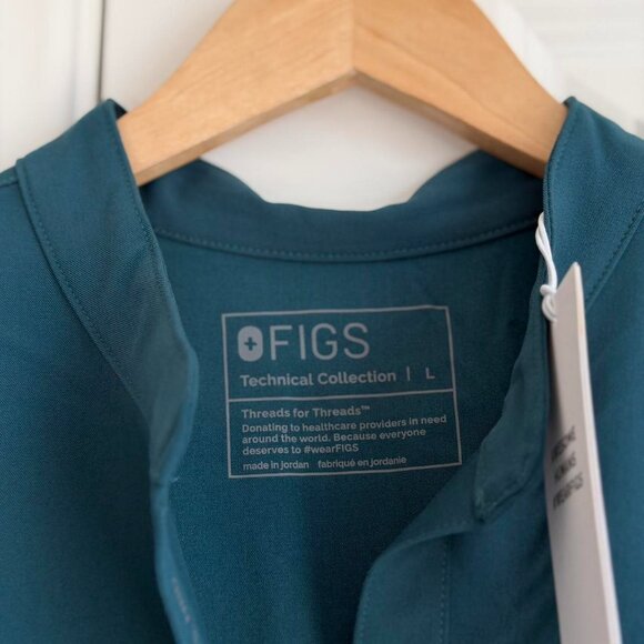 Figs Rafaela Oversized Scrub Top in Caribbean Blue, Size Large - Picture 10 of 12